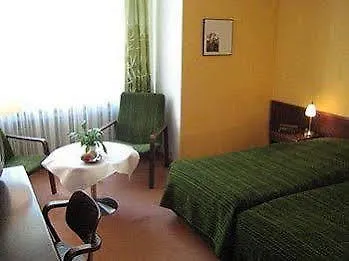 Hotel Forsthaus St. Hubertus Groß Grönau 3*,